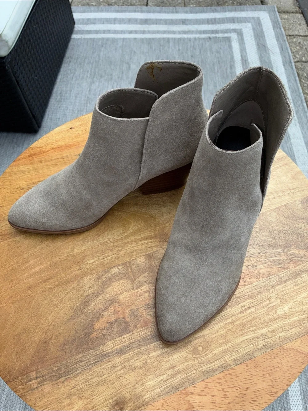 Dolce Vita Daine Tan Suede Ankle Bootie, 2.5